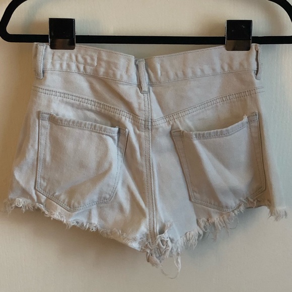 Bullhead denim shorts size 26 - Picture 2 of 5